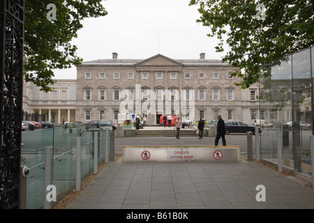 Leinster House Dail Éireann in Kildare Street Dublin Irlanda il governo irlandese degli edifici che ospitano il parlamento nazionale Foto Stock