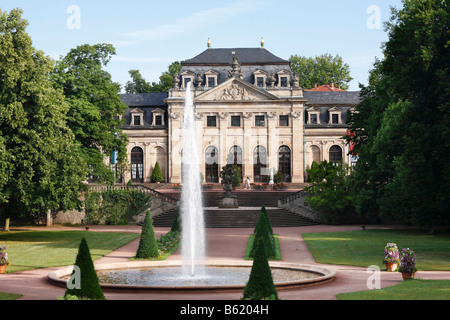 Orangerie e il giardino del castello, Fulda Rhoen, Hesse, Germania, Europa Foto Stock