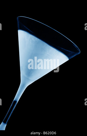 Satinato vetro martini in blu Foto Stock