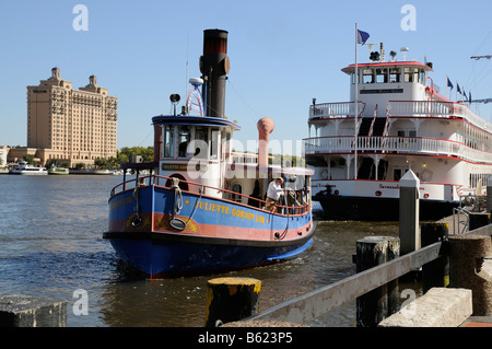 Fiume Savannah in Georgia America USA la libera cross river nave Juliette Gordon Low Foto Stock