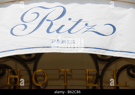 Lettering, Hotel Ritz, Place Vendome, Parigi, Francia, Europa Foto Stock