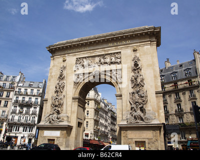 Porte St Denis arch, Parigi Francia Foto Stock