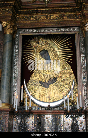 Il dipinto della Beata Vergine Maria Madre della Misericordia, Vilnius, Lituania Foto Stock