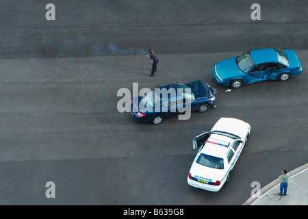 Elevato angolo di visione di un incidente di automobile su una autostrada, John F. Kennedy Causeway, Miami, Florida, Stati Uniti d'America Foto Stock