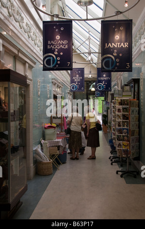 Vecchi bagni termali in Buxton Derbyshire Peak District ora un precint shopping Foto Stock