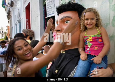 Il Brasile, Olinda, Giant cartapesta burattini utilizzato nel carnevale chiamato Bonecos Gigantes de Olinda Foto Stock