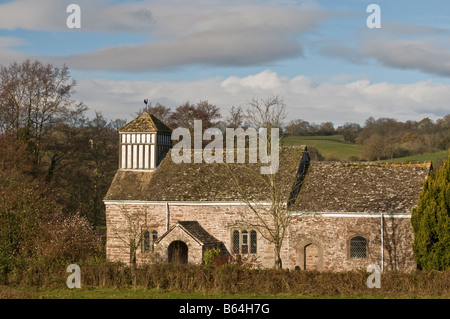 Piccola chiesa parrocchiale di Llangua sul confine tra Inghilterra e Galles per Monmouthshire Foto Stock