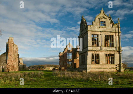 Moreton Corbet Hall in un assolato pomeriggio autunnale Foto Stock