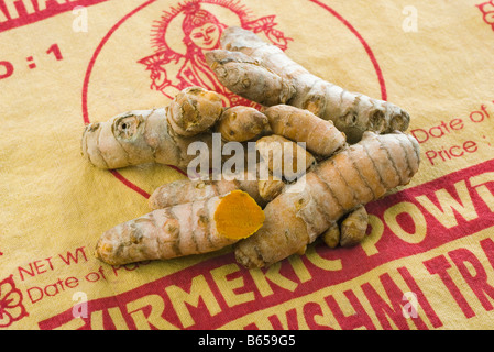 Cumulo di curcuma radici Foto Stock