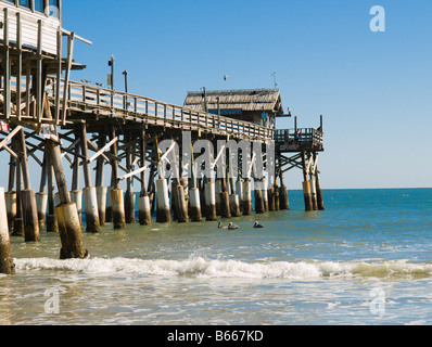 L'al molo di Cocoa Beach sulla costa orientale della Florida Foto Stock