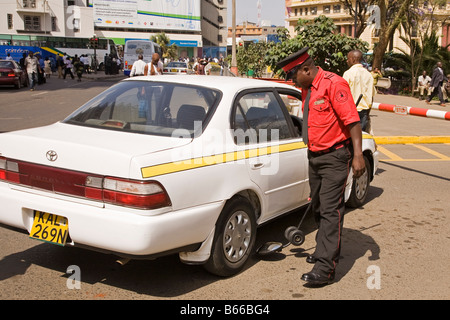 Il controllo di sicurezza centrale di Nairobi Kenya Africa Foto Stock