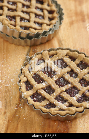 Linzer Torte o Linzertorte (pasticceria austriaca) Foto Stock