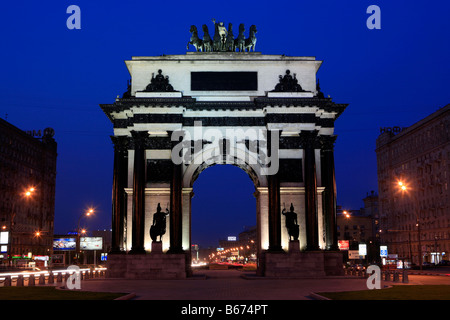 Arco Trionfale di Mosca, Russia, commemorando il 1812 vittoria su Napoleone Foto Stock