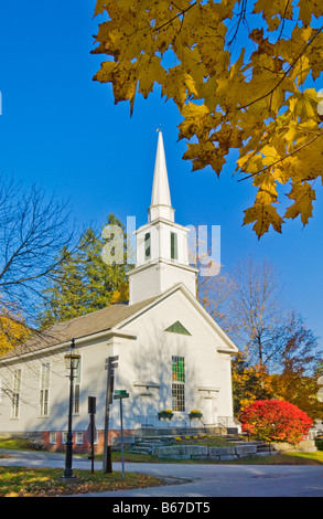 Bianco tradizionale rivestito di legno chiesa Grafton Vermont USA Stati Uniti d'America Foto Stock
