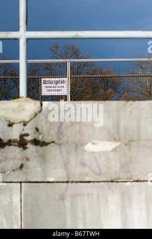 Norimberga partito nazista Rally motivi, ringhiera con filo trellis, Norimberga, Baviera, Germania Foto Stock