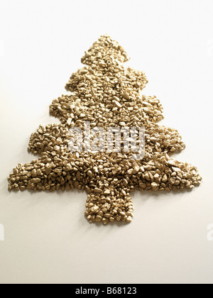 Golden ciottoli a forma di albero di Natale Foto Stock