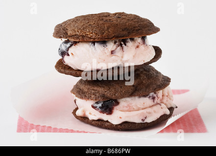 La ciliegia panini di gelato Foto Stock