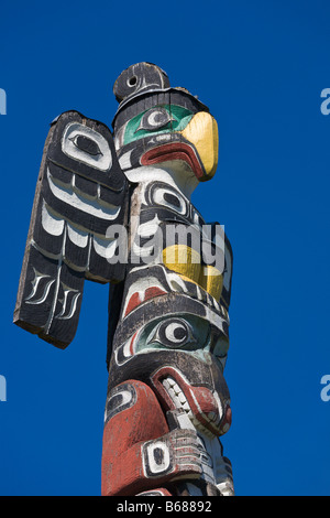 "Totem Pole' Thunderbird Park Victoria 'l'isola di Vancouver' 'British Columbia " Canada Foto Stock