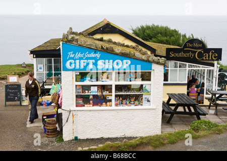 Più a sud il negozio di articoli da regalo e la più meridionale cafe in Inghilterra (Lizard Point, Cornwall) Foto Stock