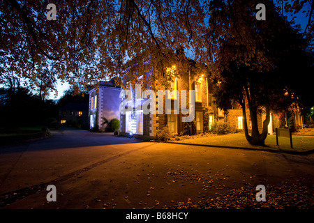 La Old Hall ora una casa di cura e ristorante a Thornton le Dale North Yorkshire Foto Stock