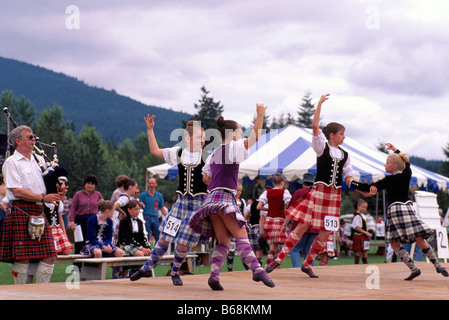 Highland ballerini concorrenti a Scottish Highland Games in Coquitlam della Columbia britannica in Canada Foto Stock