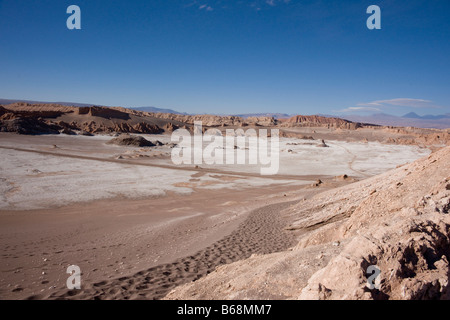 Grande duna e Amphi Theatre, Valle de la Luna (a valle della luna), Atacama, Cile Foto Stock