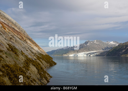 Stati Uniti d'America Alaska Parco Nazionale di Glacier Bay Lamplugh Glacier e ingresso alla Johns Hopkins ingresso Foto Stock