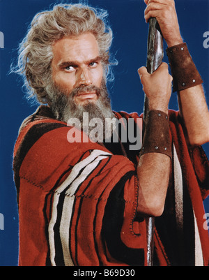 I DIECI COMANDAMENTI Charlton Heston come Mosè nel 1956 film di Paramount Foto Stock