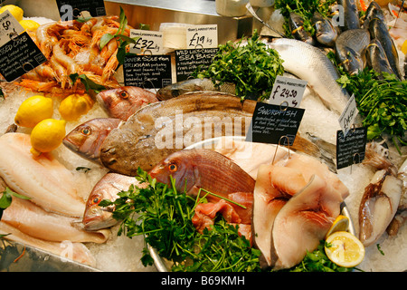 Frutti di mare in un negozio. Londra Foto Stock