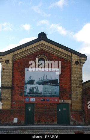 Titanic il Dock e la casa della pompa a Belfast, Irlanda del Nord: Thompson Dock. Foto Stock