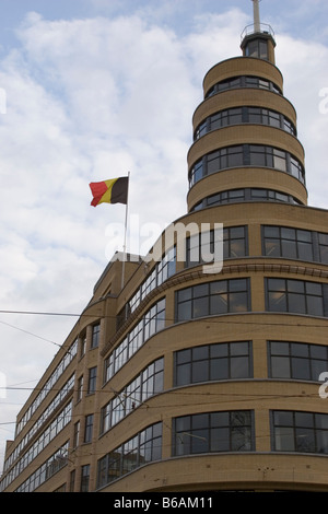 Flagey center di Ixelles, landmark edificio art deco che ospita ora un centro culturale a Bruxelles, in Belgio Foto Stock