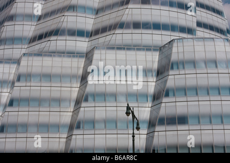 Frank Gehry's IAC building in NYC facciata di edificio Foto Stock