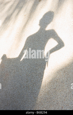 Ombra della giovane donna Foto Stock