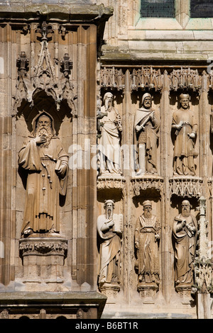 Beverley Minster fondata nel VIII secolo costruito principalmente XIII XIV secolo sculture East Riding of Yorkshire UK Gran Bretagna Foto Stock