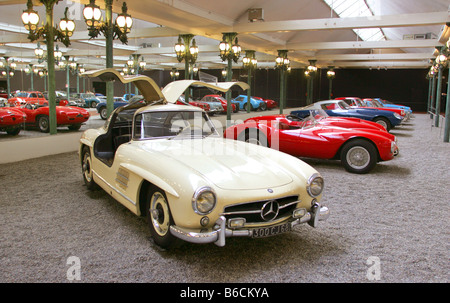 I veicoli classici dalla collezione Schlumpf presso il National Motor Museum in Mulhouse Francia Foto Stock
