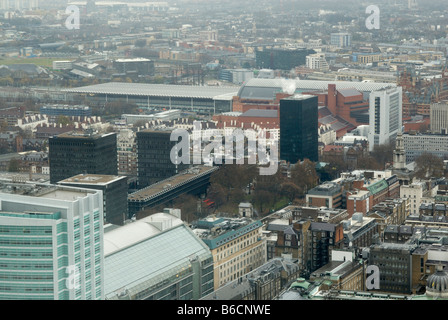 Obliqua di vista aerea di Euston Road e King Cross, area di Londra - Inghilterra Foto Stock