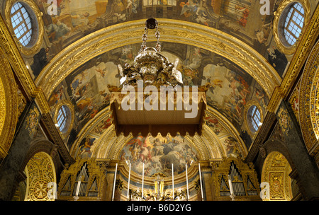 Interno della cattedrale di San Giovanni a Valletta Foto Stock