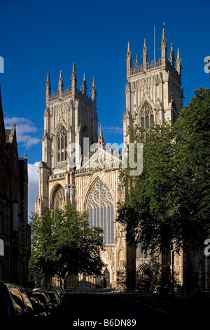 York York Minster cathedral il più grande edificio gotico in Europa del nord ovest Twin towers 1472 North Yorkshire Regno Unito Foto Stock