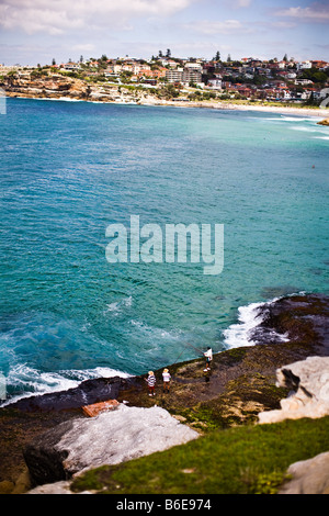Una panoramica dell'oceano vicino Bronte Beach a Sydney in Australia Foto Stock