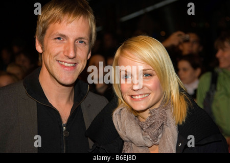 Presentatore tedesco, Jan Hahn con la sua fidanzata Mirjam Weichselbraun Foto Stock