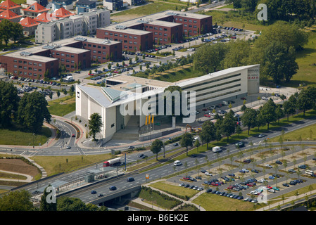 Vista aerea, ADAC sede centrale mediante l'autostrada B1, Dortmund, la zona della Ruhr, Renania settentrionale-Vestfalia, Germania, Europa Foto Stock