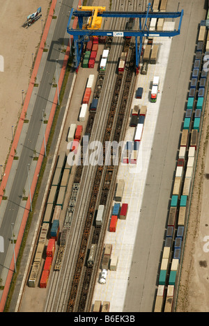 Fotografia aerea della logistica Logport centro di Duisburg, zona della Ruhr, Renania settentrionale-Vestfalia, Germania, Europa Foto Stock