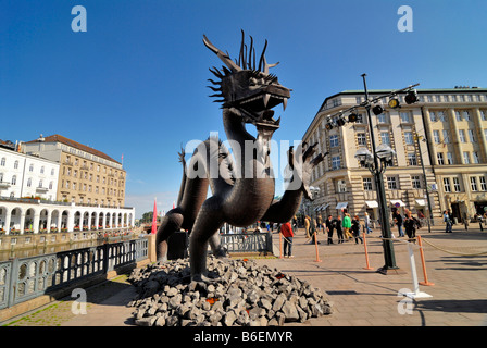 Drago di rame per ora Cina 2008 sul municipio luogo di mercato ad Amburgo, Germania, Europa Foto Stock