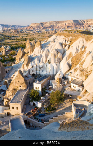 Vista su Goereme, Cappadocia, Anatolia centrale, Turchia, Asia Foto Stock