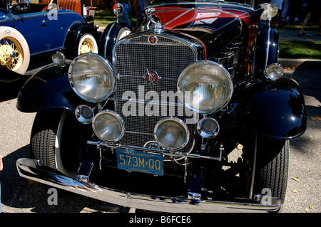 1930 Cadillac, dettaglio anteriore, in corrispondenza di una Classic Car Show di Belvidere, New Jersey, STATI UNITI D'AMERICA Foto Stock