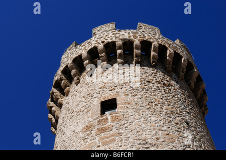 Torre fortificata, San Stefano di Sessanio, Abruzzo, Italia, Europa Foto Stock