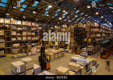 L'interno dell'Argos Catalogo Direct distribution center a Welwyn Hertfordshire Foto Stock