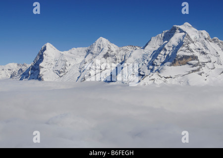 Vista da Mt Schilthorn di Eiger, Moench e Jungfrau, Grindelwald, Alpi Bernesi, Svizzera, Europa Foto Stock