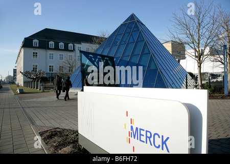 La sede aziendale di Merck KGaA, Darmstadt, Hessen, Germania, Europa Foto Stock