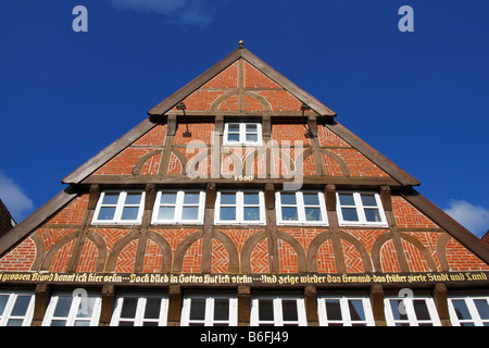 Centro storico le case con la struttura in legno nel centro storico della città di Buxtehude, Altes Land area, Bassa Sassonia, Germania, Europa Foto Stock